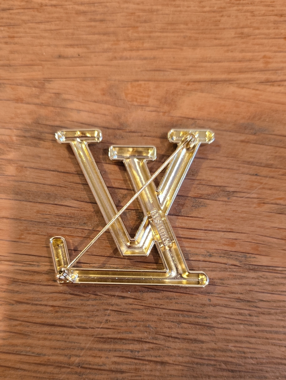 LV Monogram Brooch - Picture 3 of 5